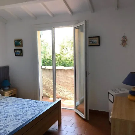 Avec Piscine Au Lavandou Dans Jardin Mediterraneen Villa Le Lavandou